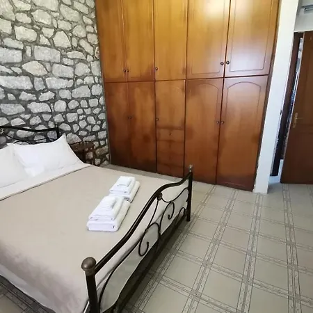Traditional Stone House * Areopoli
