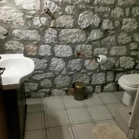 Vila Traditional Stone House *