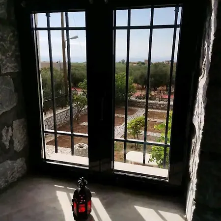 Traditional Stone House Vila