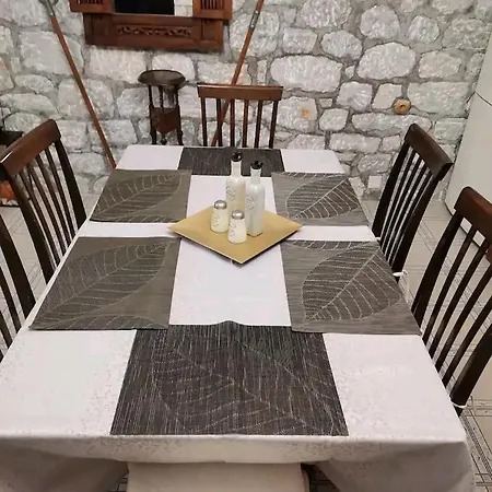 Traditional Stone House Vila Areopoli