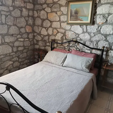 Vila Traditional Stone House