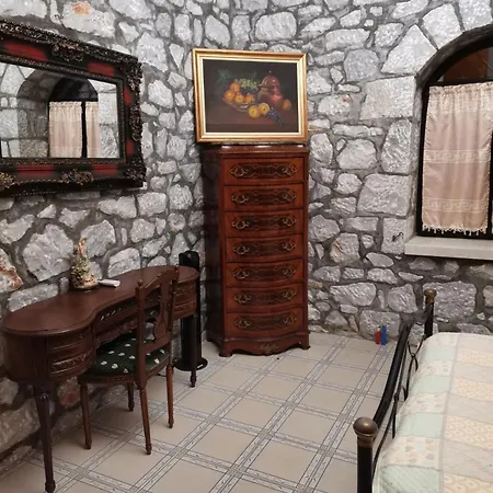 Traditional Stone House * Areopoli